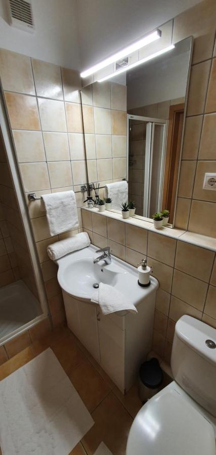 Sunset Wellness Apartman Zalakaros Apartamento Exterior foto